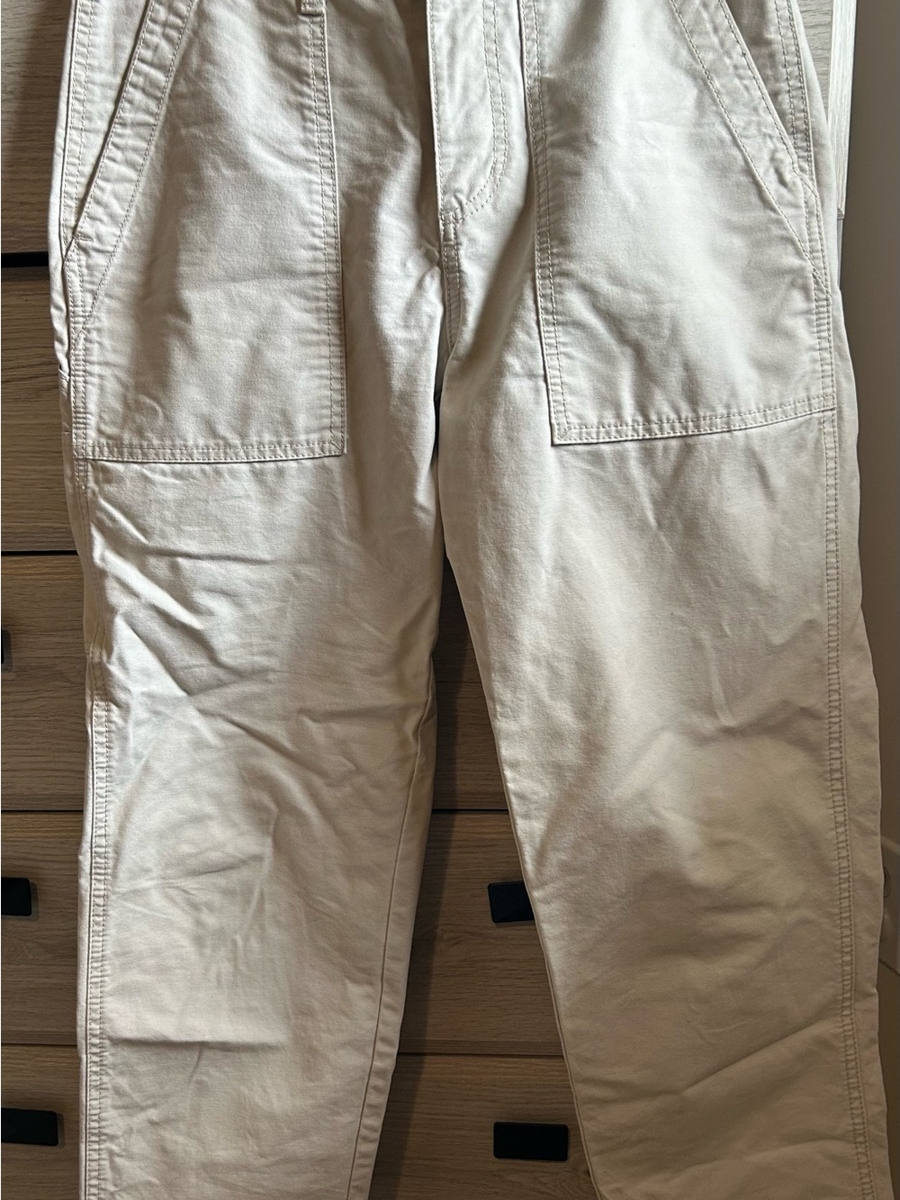 Old Navy women Chino Pants in Light Tan